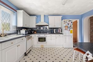 Photo 17- click for photo gallery